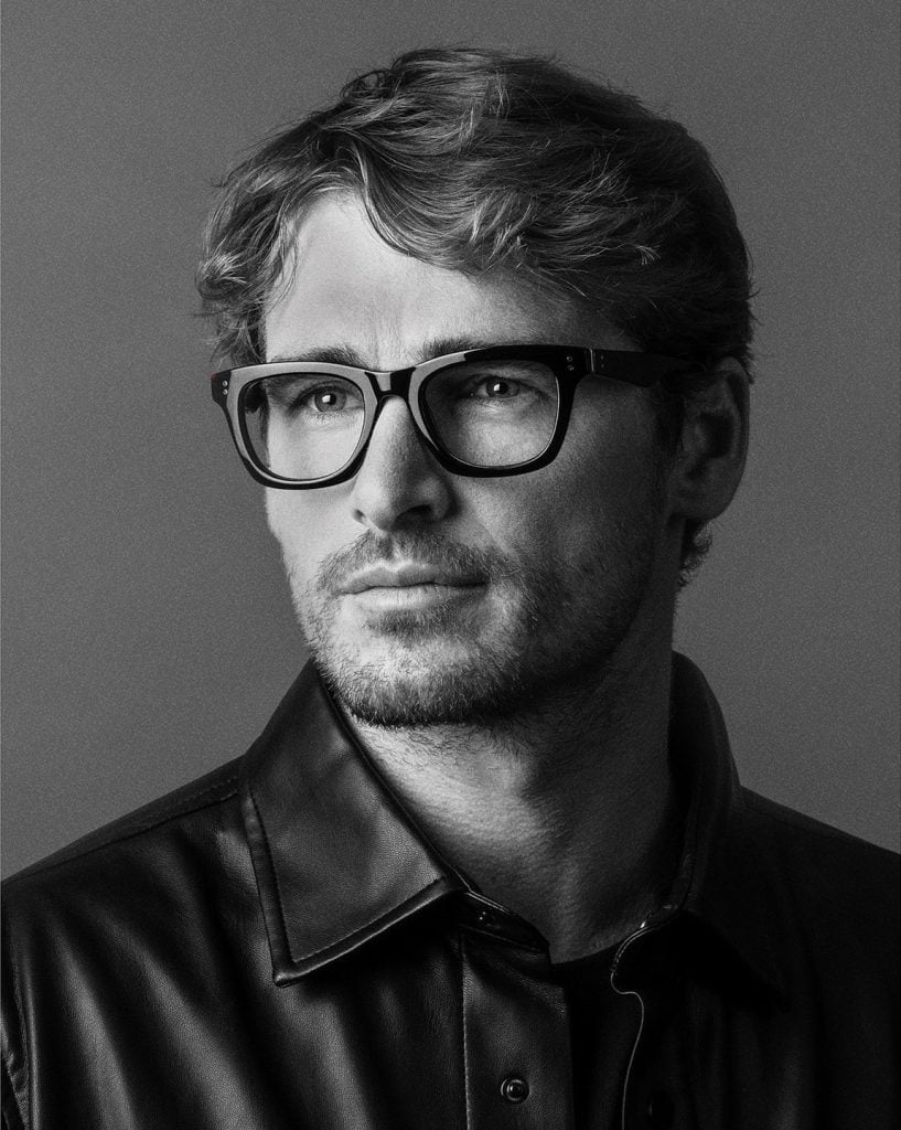 Lunettes-rouges-Le-regard-SOOD