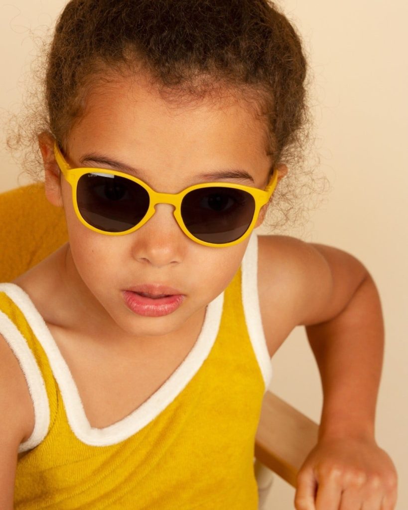 Lunettes-rouges-Le-regard-SOOD