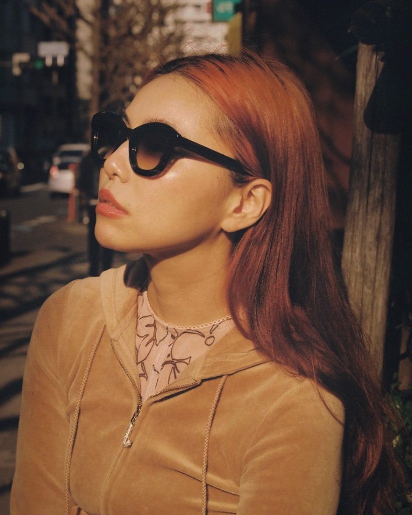 Lunettes-rouges-Le-regard-SOOD